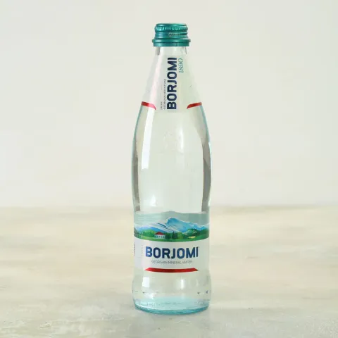Вода минеральная природная лечебно-столовая Боржоми газированная 0,5л Грузия