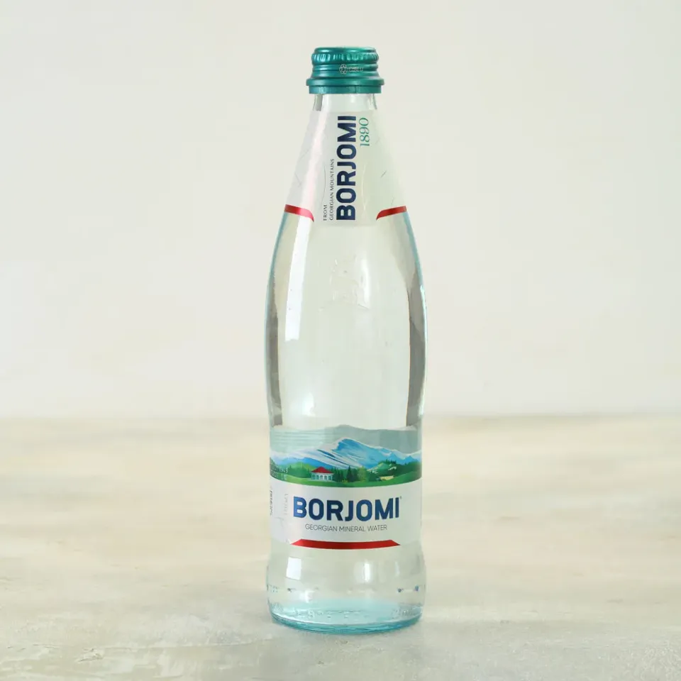 Вода минеральная природная лечебно-столовая Боржоми газированная 0,5л Грузия