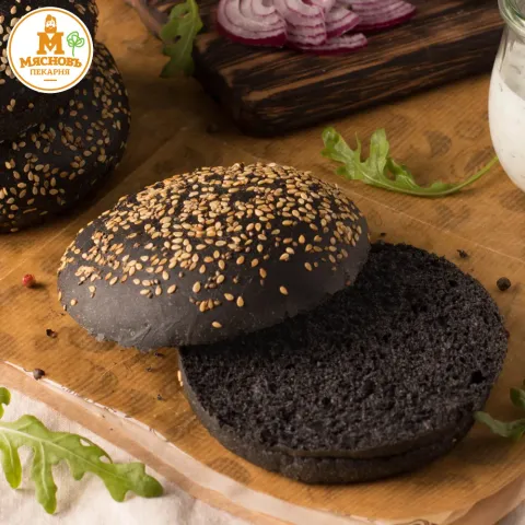 Булочки черные для бургера с семенами чиа и кунжутом 2 шт. 160г