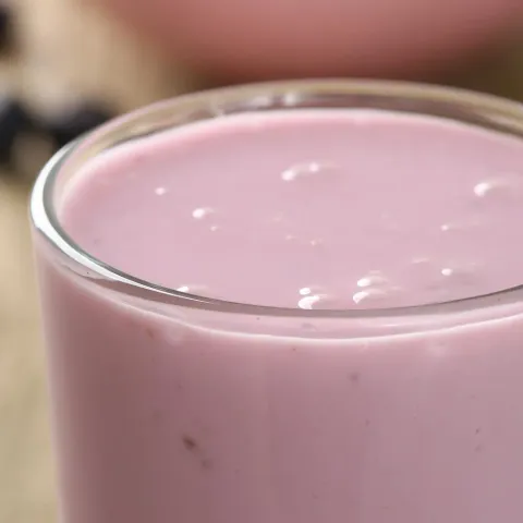 Йогурт из козьего молока с черникой 2,5-5,0% 300г, ферментация 6ч