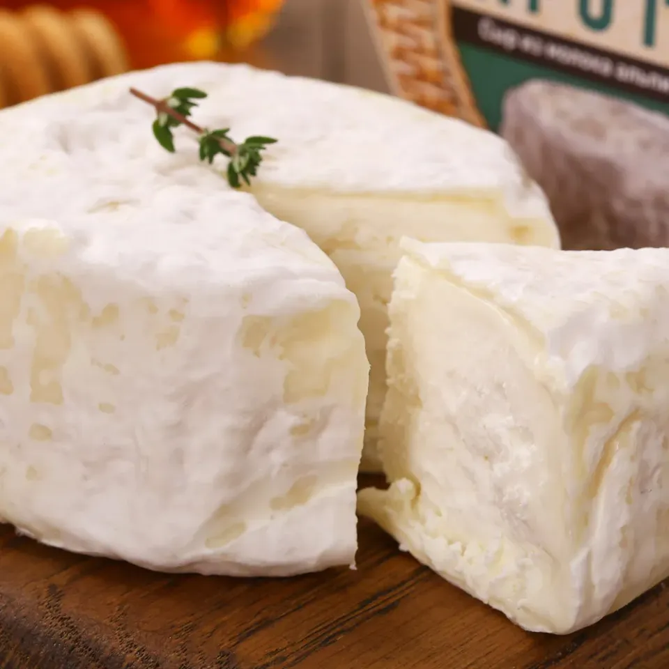 Сыр Кротен из козьего молока 45% 100г