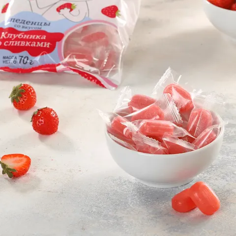 Карамель леденцовая со вкусом клубника со сливками 70г