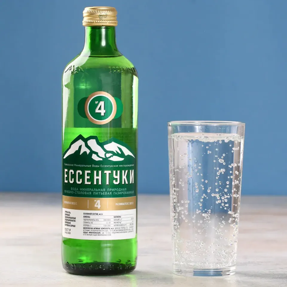 Вода минеральная природная лечебно-столовая Ессентуки №4 газированная 0,45л