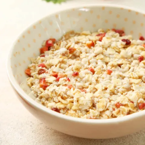 Каша овсяная молочная с клубникой быстрого приготовления 35г