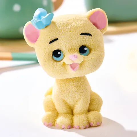 Фигурка шоколадная в форме Котенка Тоши 60г