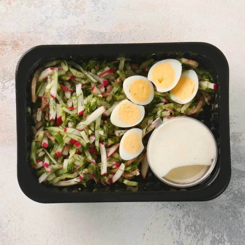 Окрошка с говяжьим языком (без картошки)