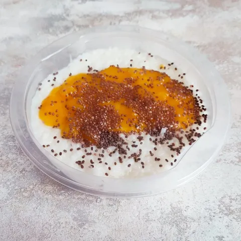 Каша рисовая с манго, личи, маракуйей и семенами чиа