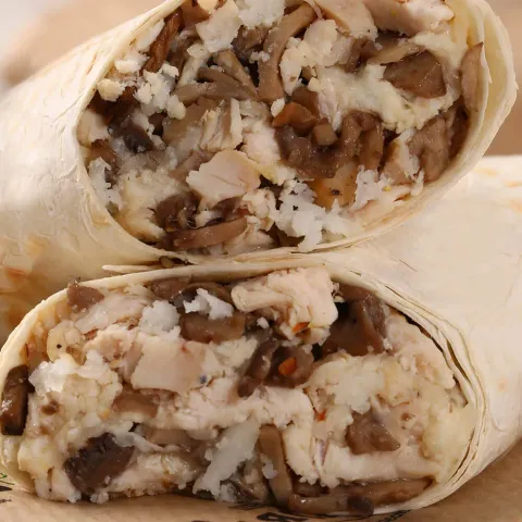 Шаурма с курицей, грибами, трюфельным соусом с пармезаном