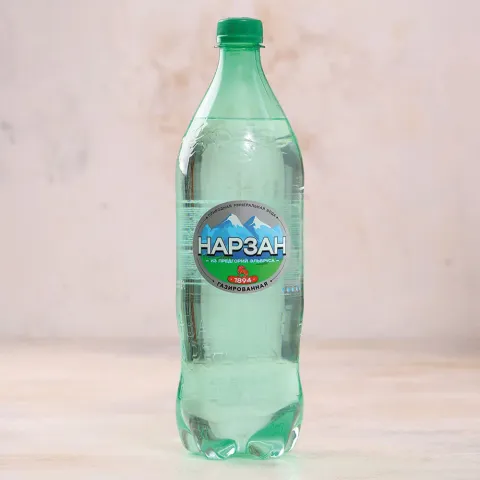 Вода минеральная природная лечебно-столовая Нарзан газированная 1л
