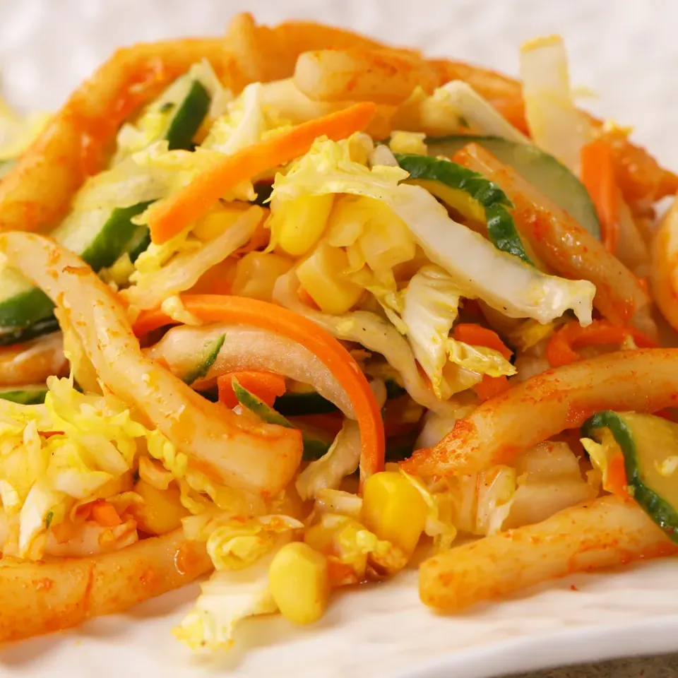 Салат зеленый с кальмарами