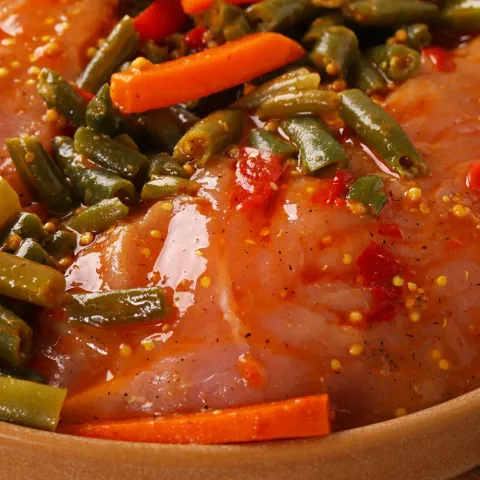 Филе индейки с овощами для запекания