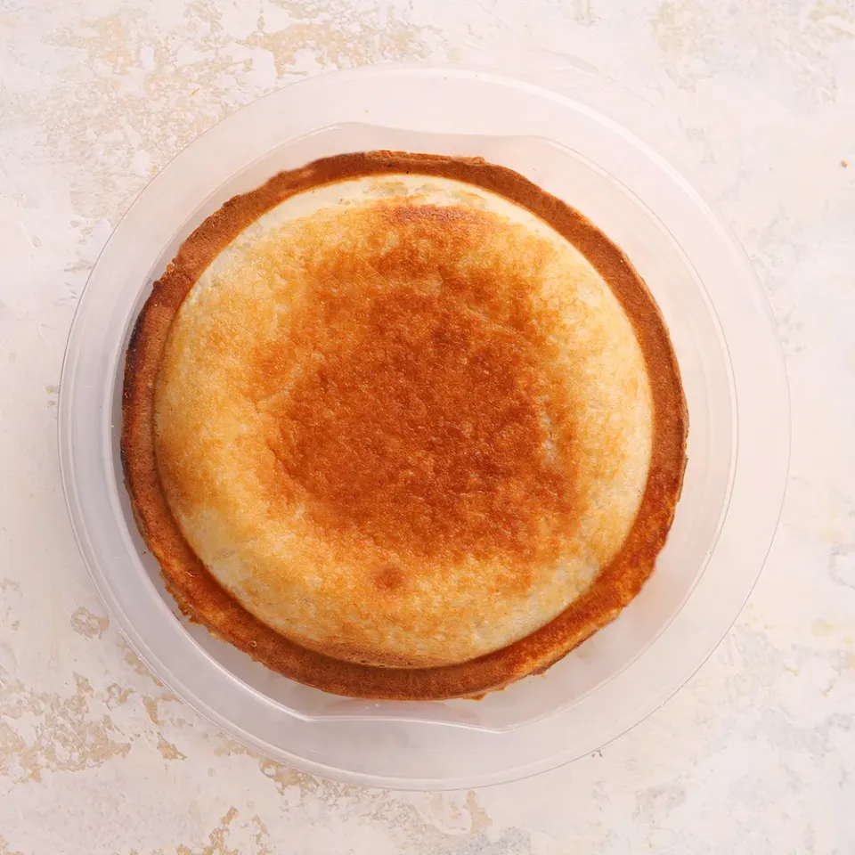 Покет-сэндвич с курицей, творожным сыром и соусом Цезарь