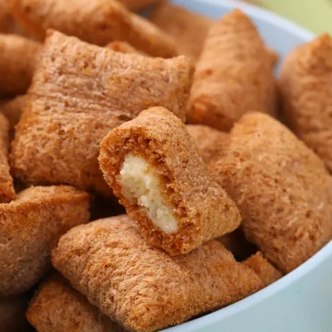 Подушечки с молочной начинкой МясновЪ ВКУСНЯШКА 250г