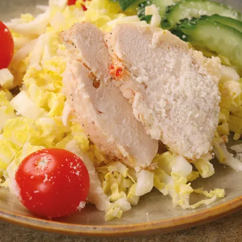 Салат Цезарь с курицей и пекинской капустой