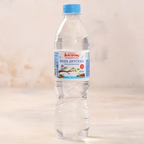 Вода природная питьевая для детского питания МясновЪ ВКУСНЯШКА с 3 лет негазированная 0,5л