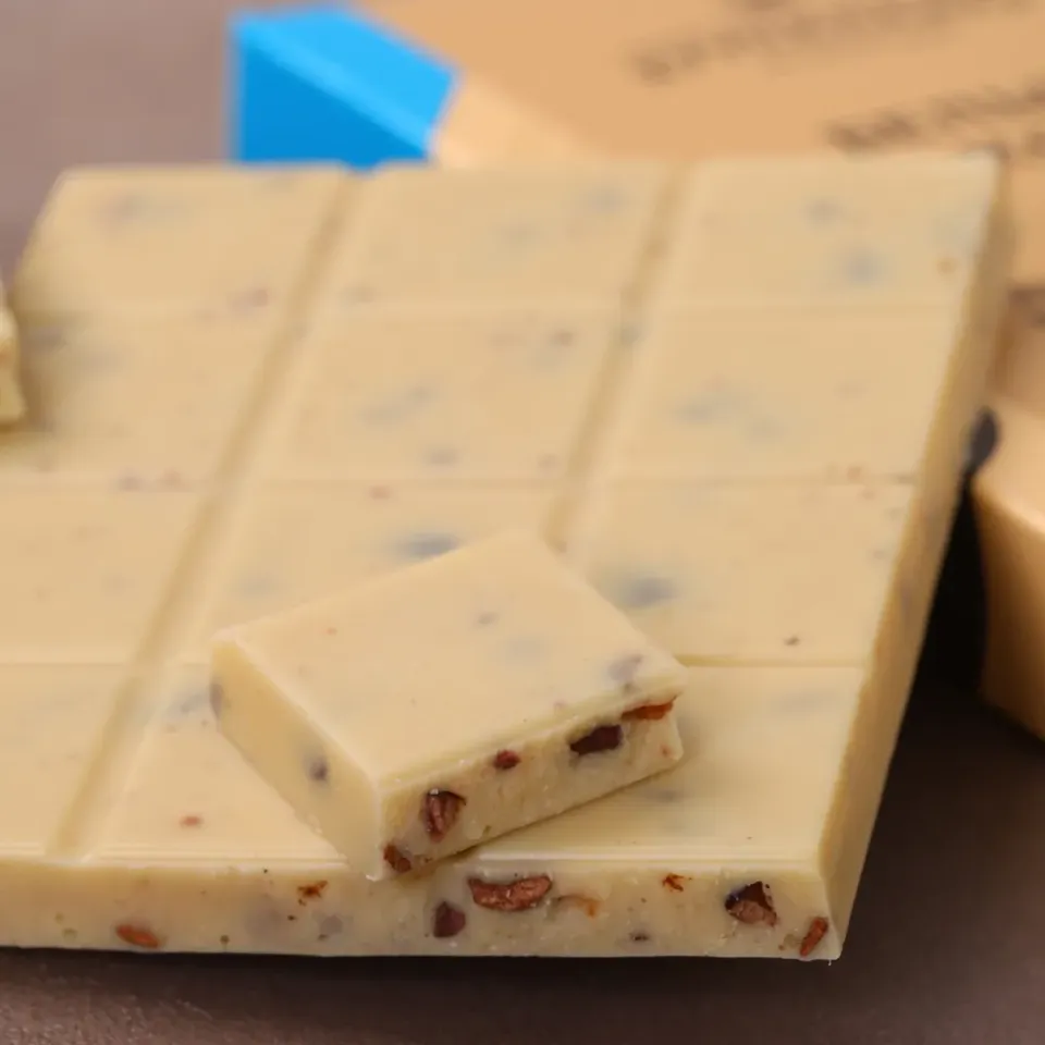 Шоколад белый с какао-крупкой 80г