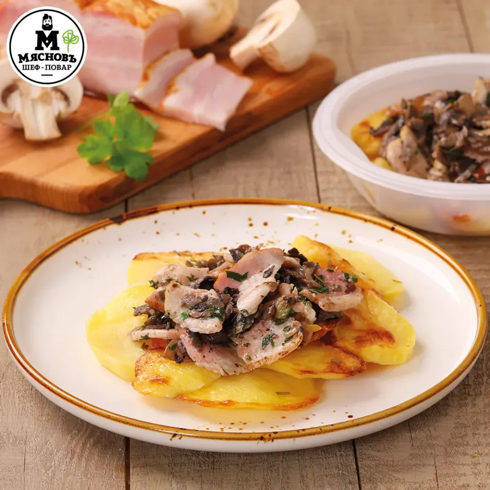 Скоблянка картофельная с мясом и шампиньонами