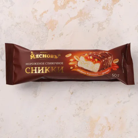 Мороженое сливочное Сникки 8% в глазури с солёной карамелью и арахисом 50г