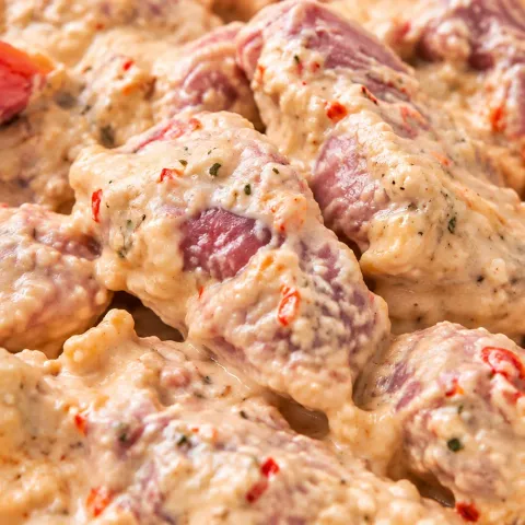 Желудочки куриные с Пармезаном в сметанном соусе для запекания