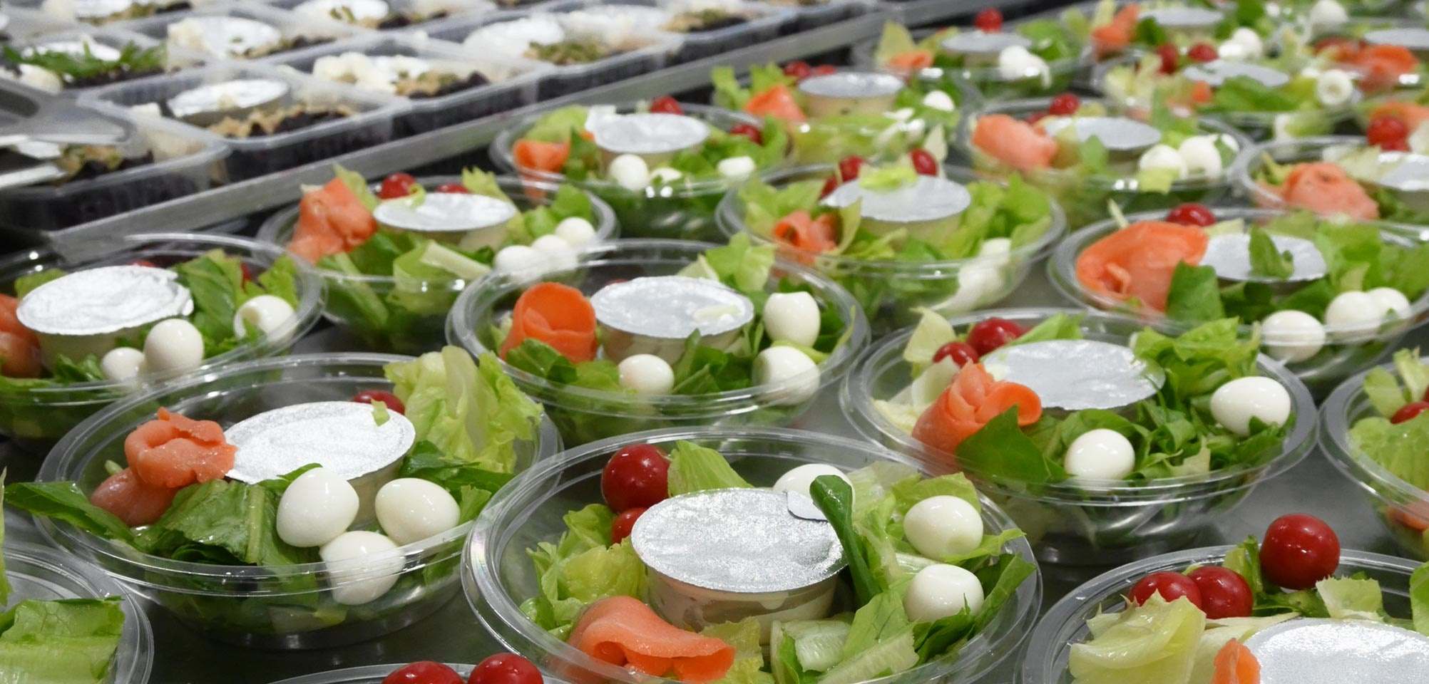 Как мы готовим салаты на Фабрике готовых натуральных блюд МясновЪ?