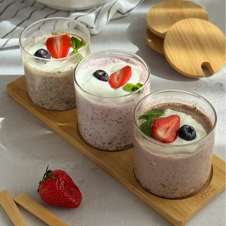 А на утро — наслаждайтесь вкусом! И не забудьте украсить завтрак перед подачей — так ещё вкуснее.