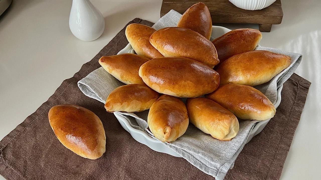 Пирожки с капустой и яйцом